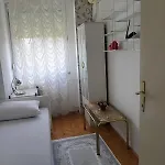 Cozy Near Center