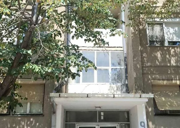 Апартаменти Cozy Near Center